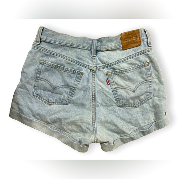 Levi’s denim shorts - Picture 4 of 6